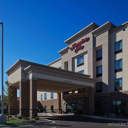 Hampton Inn Beloit Exterior photo